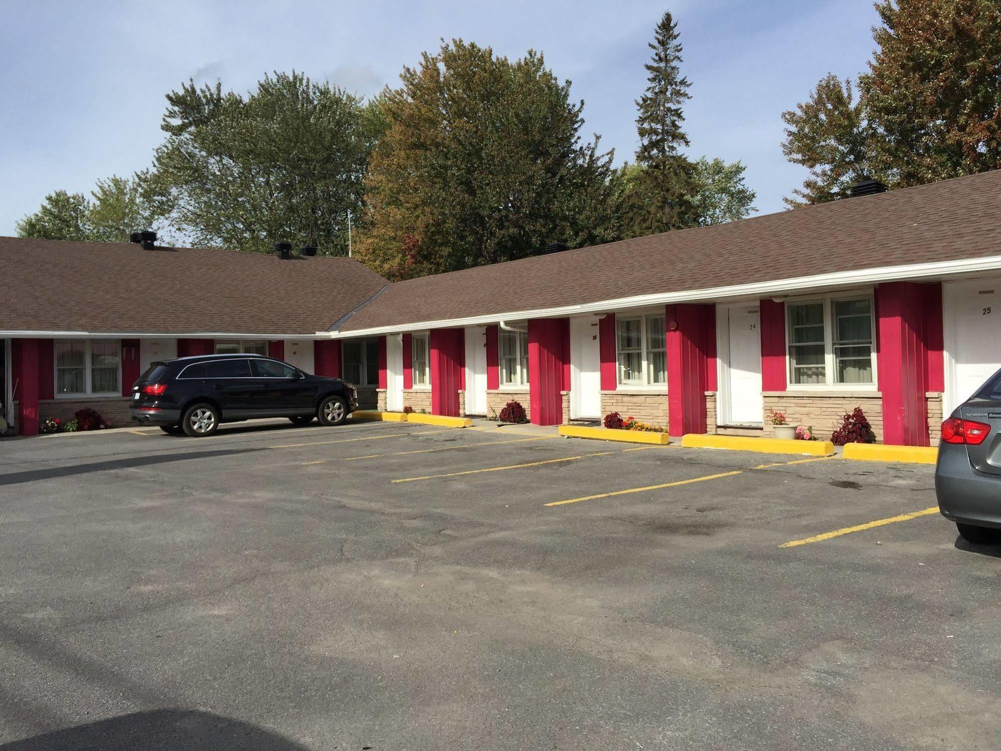 Stardust Motel Ottawa Buitenkant foto